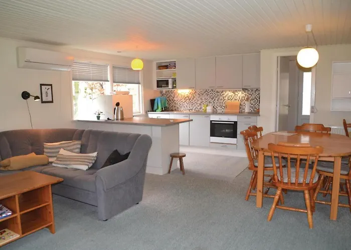 Three-bedroom In 펜션 Sunds